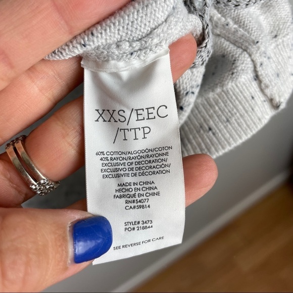 Cabi In Stitches Pullover Hooded Poncho Grey Side‎ Stitch Style 3473 Women's XXS - Picture 8 of 8